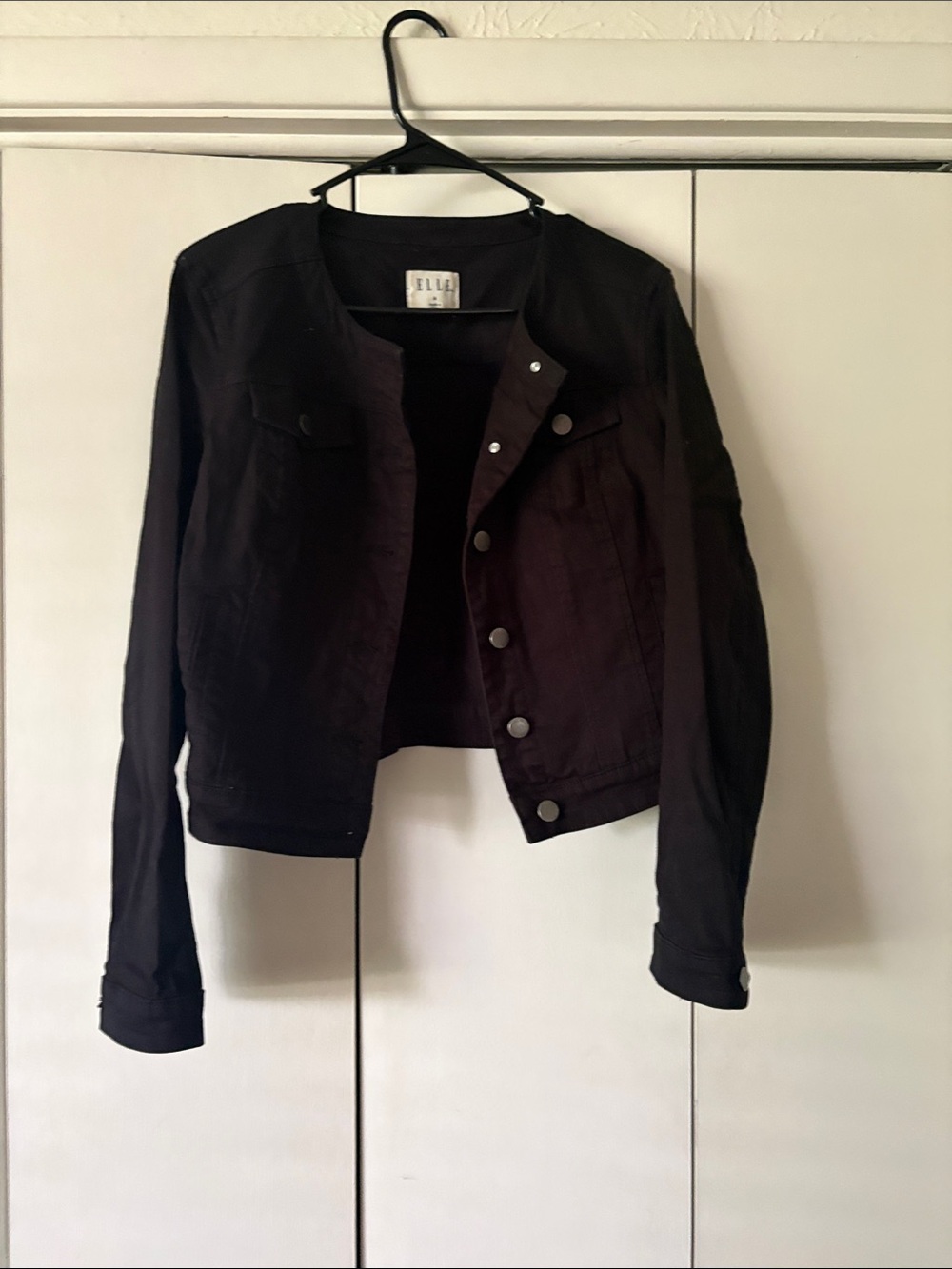 ELLE Black Cropped Button-Front Jean Jacket
